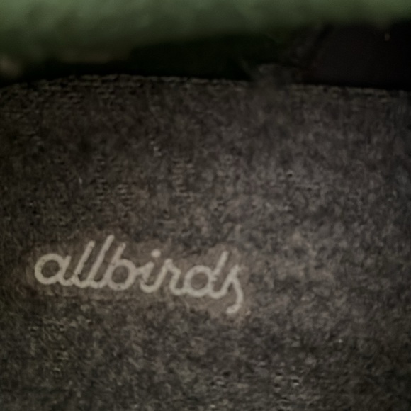 Fall is in the air or almost!? Check out these cozy Allbirds wool runners - Picture 2 of 5